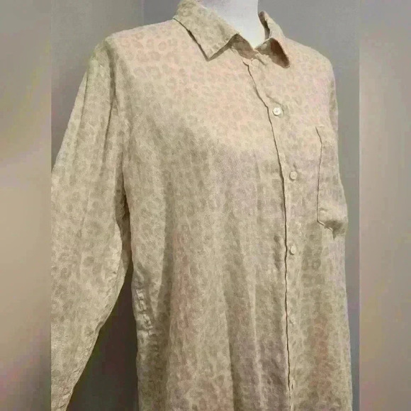 GAP 100% Linen Leopard Print Button Down - Picture 5 of 11